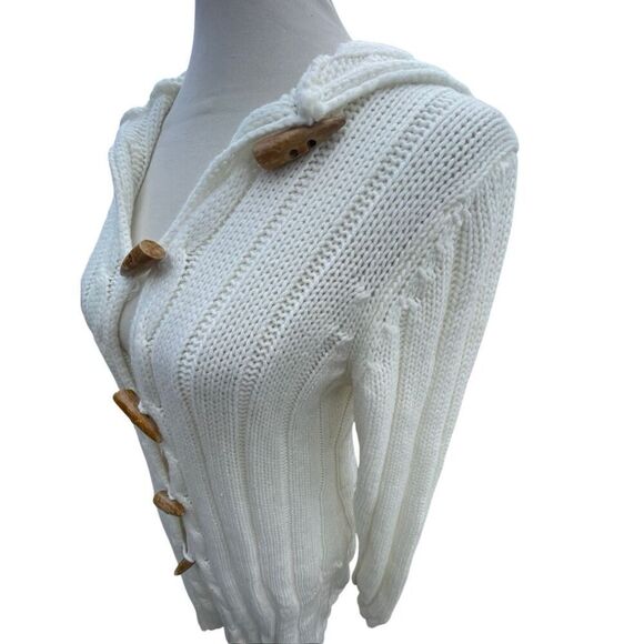 Fancy Design White Knit Hooded Sweater Jacket Toggle Buttons Size S/M NWOT - Picture 7 of 9
